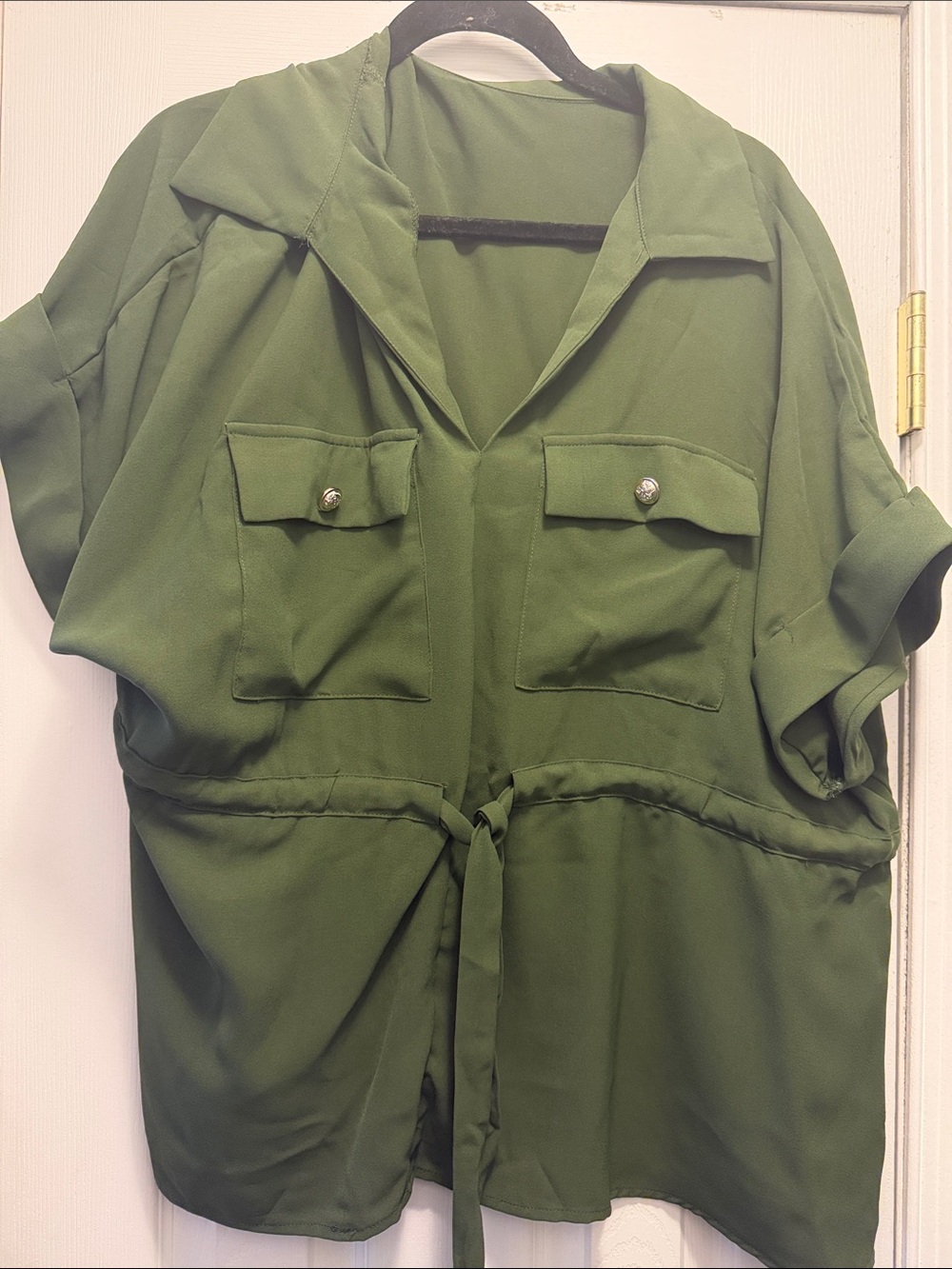 Green short sleeve blouse